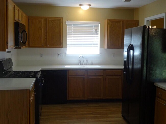 Foto del edificio - 18227 Gravenhurst Ln