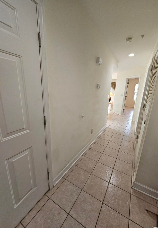 Foto del edificio - 1215 N Middleton Dr