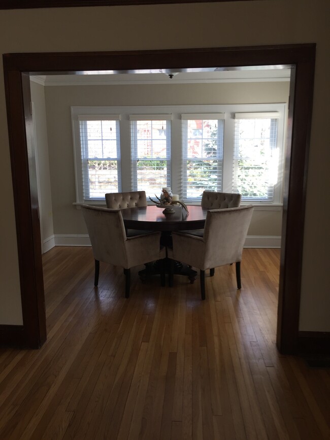 Foto del edificio - 3405 Fairmount Blvd