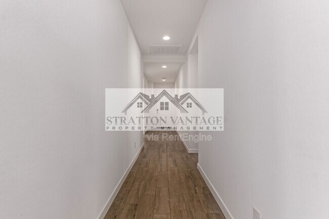 Foto del edificio - 36595 W Mediterranean Way