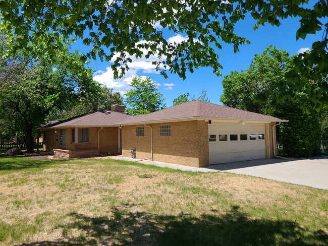 Building Photo - 11111 E Montview Blvd