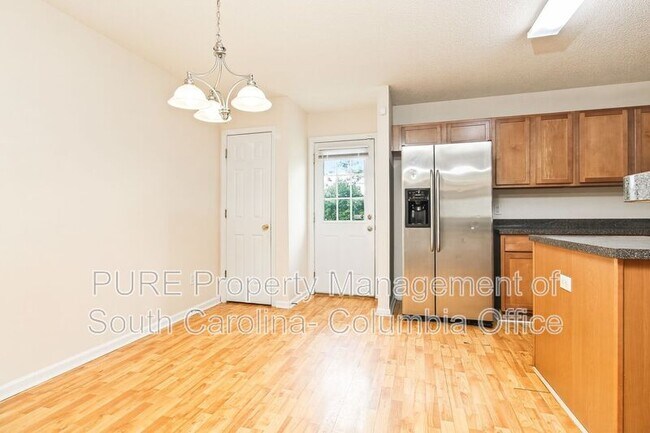 Foto del edificio - 517 Heron Glen Dr