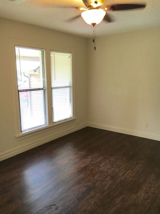 Foto del edificio - 829 NW 17th St