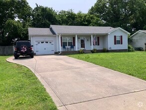 Building Photo - 3435 Sandpiper Dr