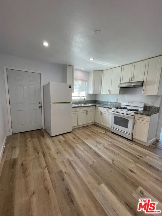 Foto del edificio - 239 E 80th St