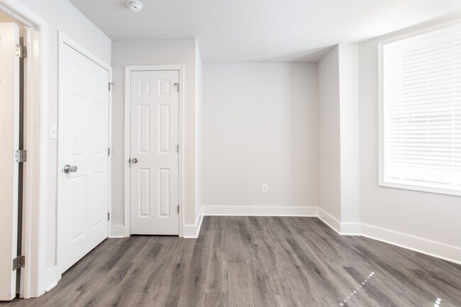 Building Photo - 1633 S Conestoga St