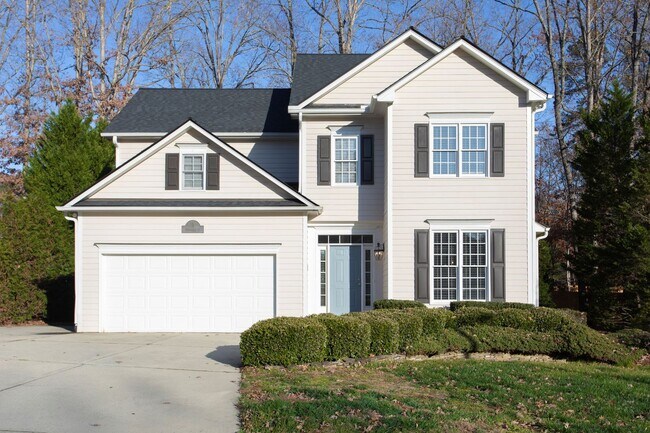 Foto del edificio - 4 Bedroom home with 3rd floor bonus room!