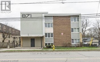 Building Photo - 871 Adelaide St N