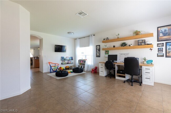 Building Photo - 13251 Little Gem Cir