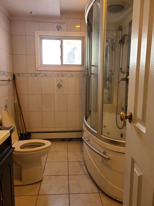 Foto del edificio - 8921 198th St