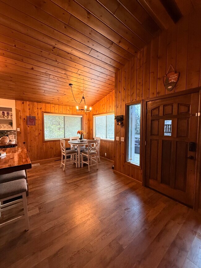 Foto del edificio - 27464 Meadow Dr