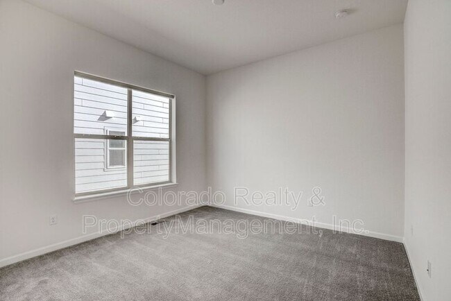 Foto del edificio - 3314 Heron Lakes Pkwy