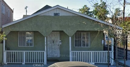 Building Photo - 1124 E 40th Pl
