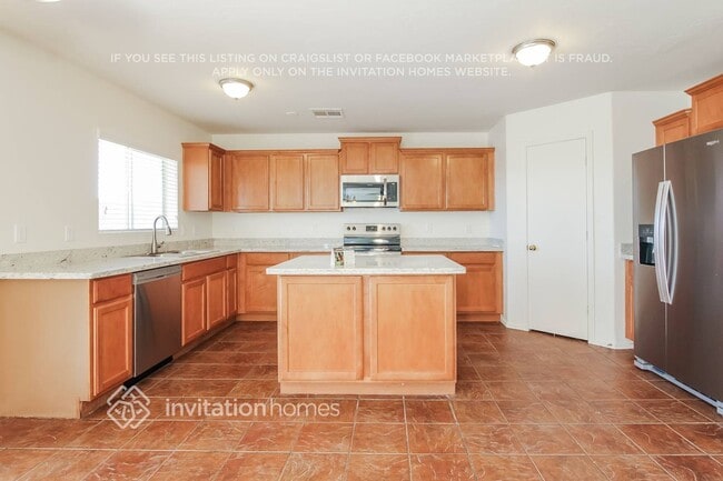 Foto del edificio - 22249 W Sonora St