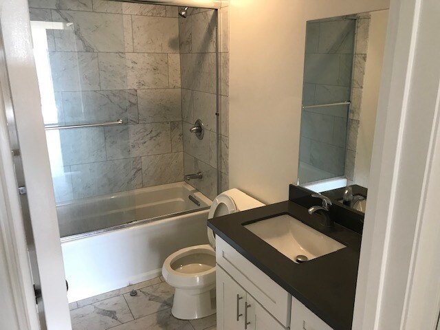 Foto del edificio - 375 Bellevue Ave
