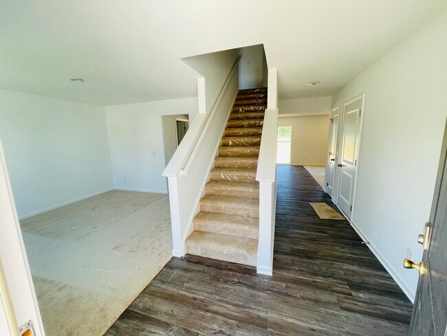 Building Photo - 14660 Andina Trl