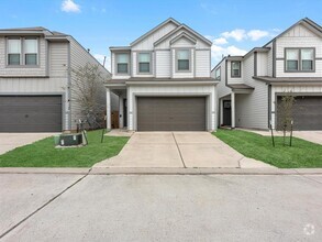 Building Photo - 4420 Ibiza Ln