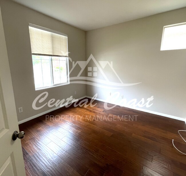 Building Photo - 2235 Nightshade Ln