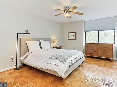 Foto del edificio - 4390 Lorcom Ln