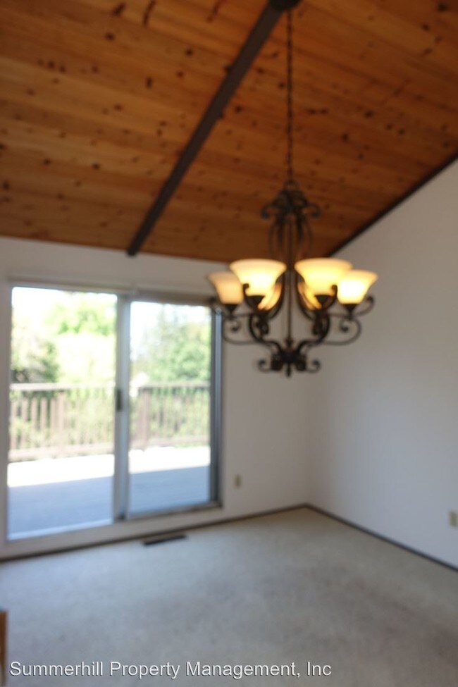Building Photo - 4 br, 2.5 bath House - 1285 Saint Mark Court