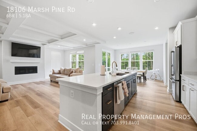 Building Photo - 18106 Marsh Pne Rd