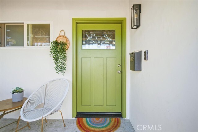 Foto del edificio - 6443 Gross Ave