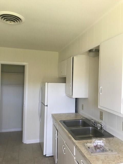Foto del edificio - 913 Prentice Ln