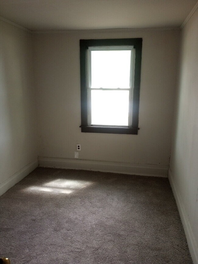 Foto del edificio - 1 bedroom 1 bathroom duplex in Clinton