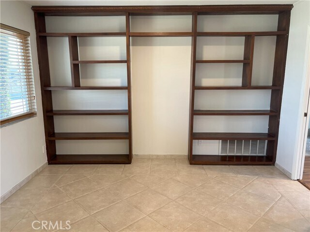Building Photo - 5174 Orange Blossom Ln