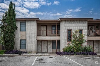 Building Photo - 104 Shannon - A Cir