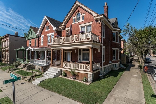 Building Photo - 1501 Greenup St