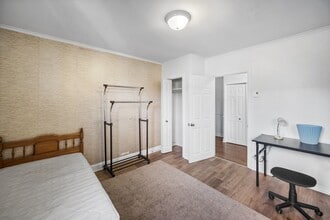 Building Photo - 52 Grenfell Ave