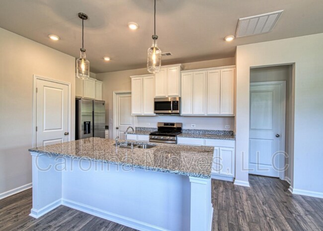 Building Photo - 904 Bryden Ln