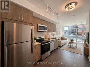 Building Photo - 4010 Eglinton Ave W