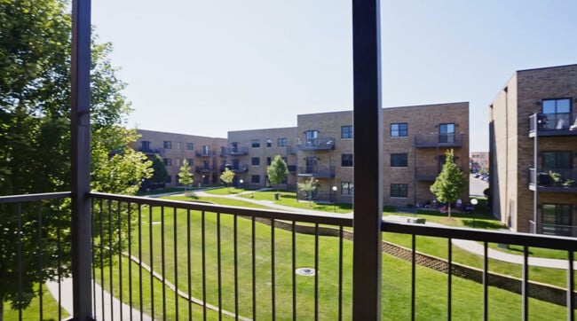 Building Photo - North Oak Lofts