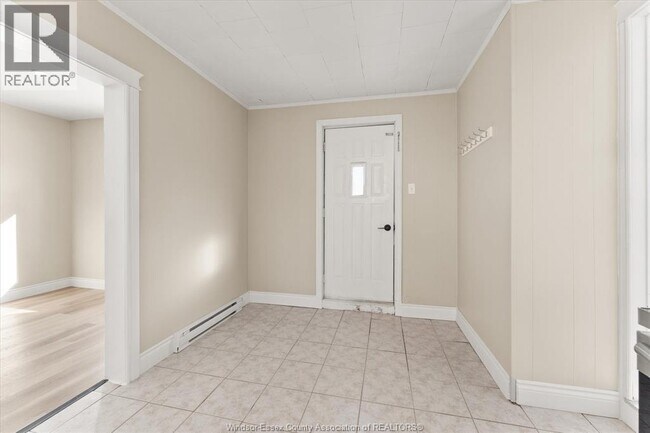 Photo du bâtiment - 115 Victoria St N