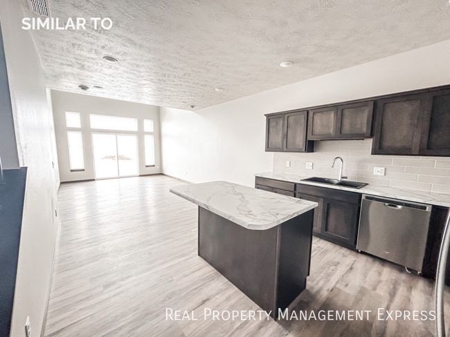 Building Photo - 5501 S Huntwood Ave