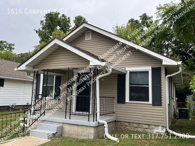 Primary Photo - 1616 Carpenter Ct