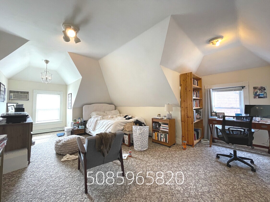Foto principal - 66 Englewood Ave