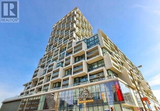 Building Photo - 5 Soudan Ave