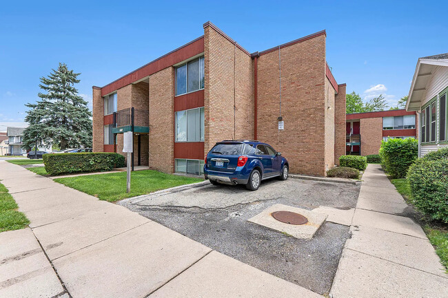 715-777 Washtenaw - Colony Apartments