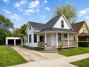 Building Photo - 837 Avondale Ave