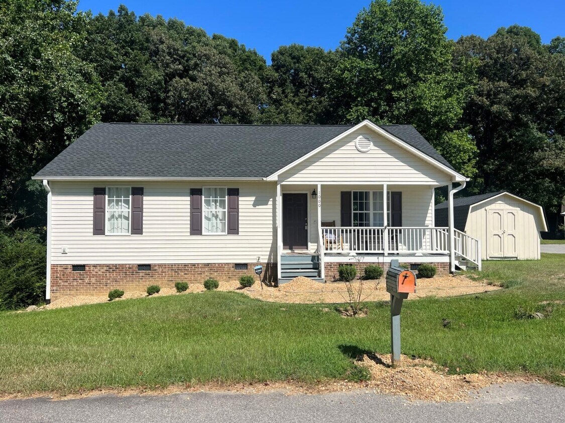 Foto principal - 1000 Meadowgreen Dr