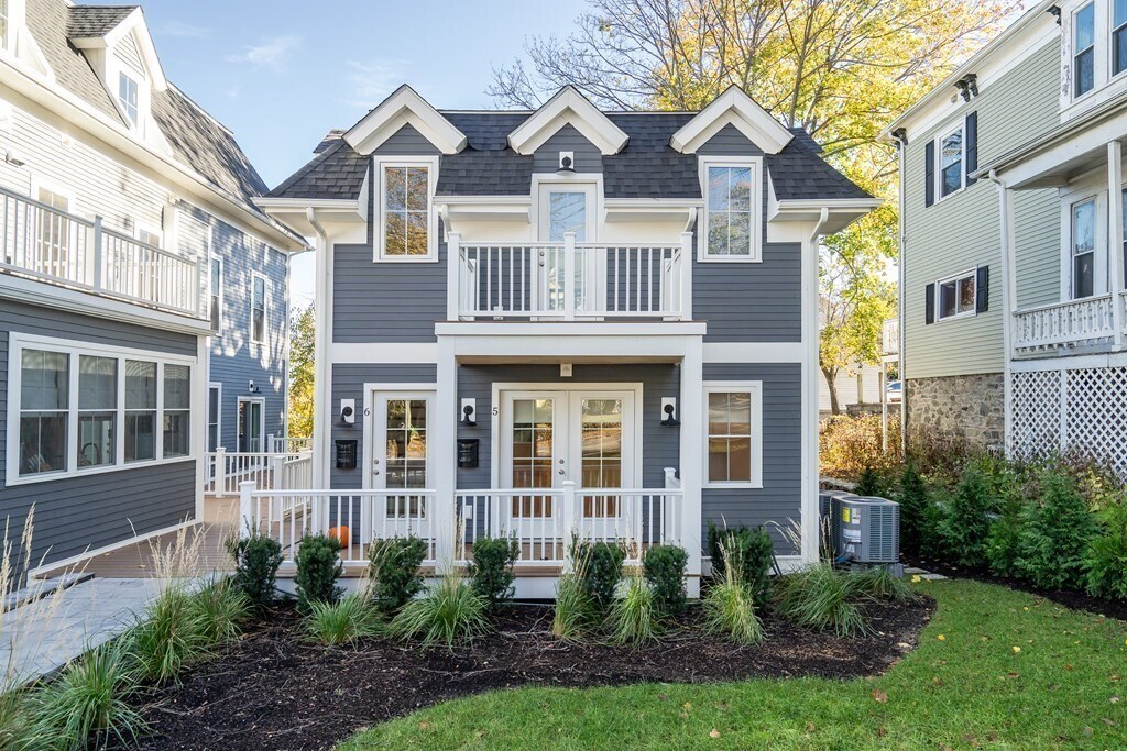 Foto principal - 68 Chestnut St