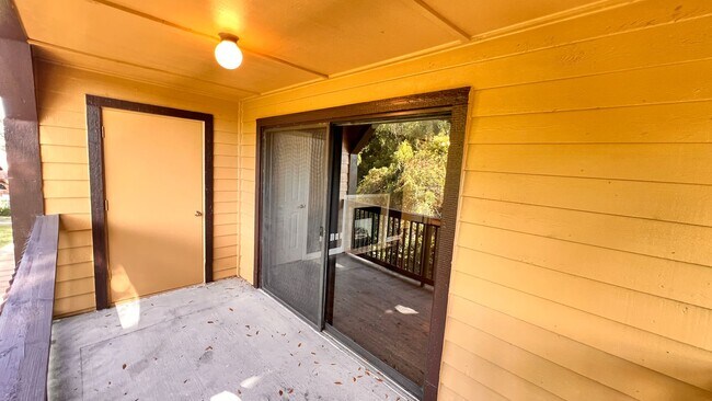 Building Photo - BEAUTIFUL 1 Bedroom and 1 Bathroom home in Altamonte Springs!!! Ready to move-in Nov 21st!