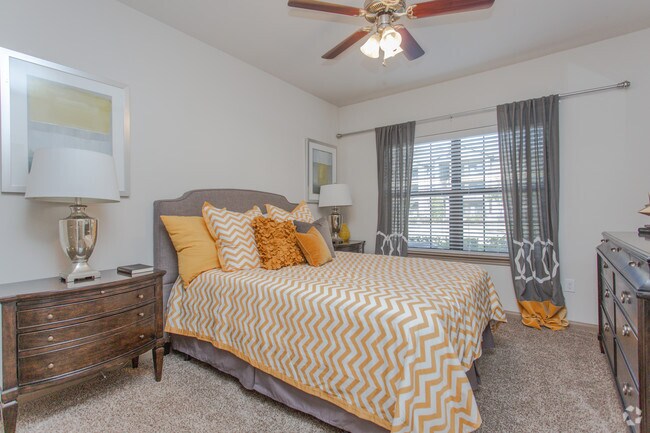 A1 Bedroom - Willow Creek Apartments