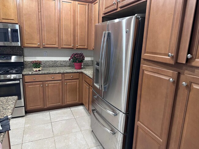 Foto del edificio - 717 N Dorato Ln