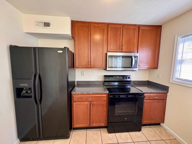 Foto del edificio - 44 Blakely Court