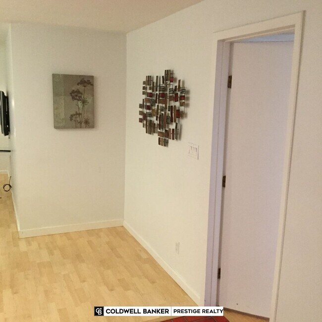 Photo du bâtiment - 630 29th St W