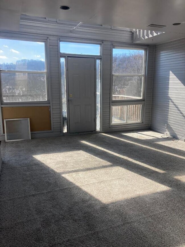 Foto del edificio - 1705 Harrison Ave